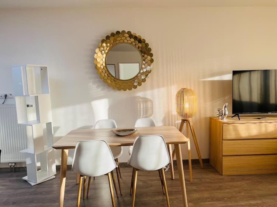 Harmonieux/Bezannes/Pkg Prive Apartment Bagian luar foto