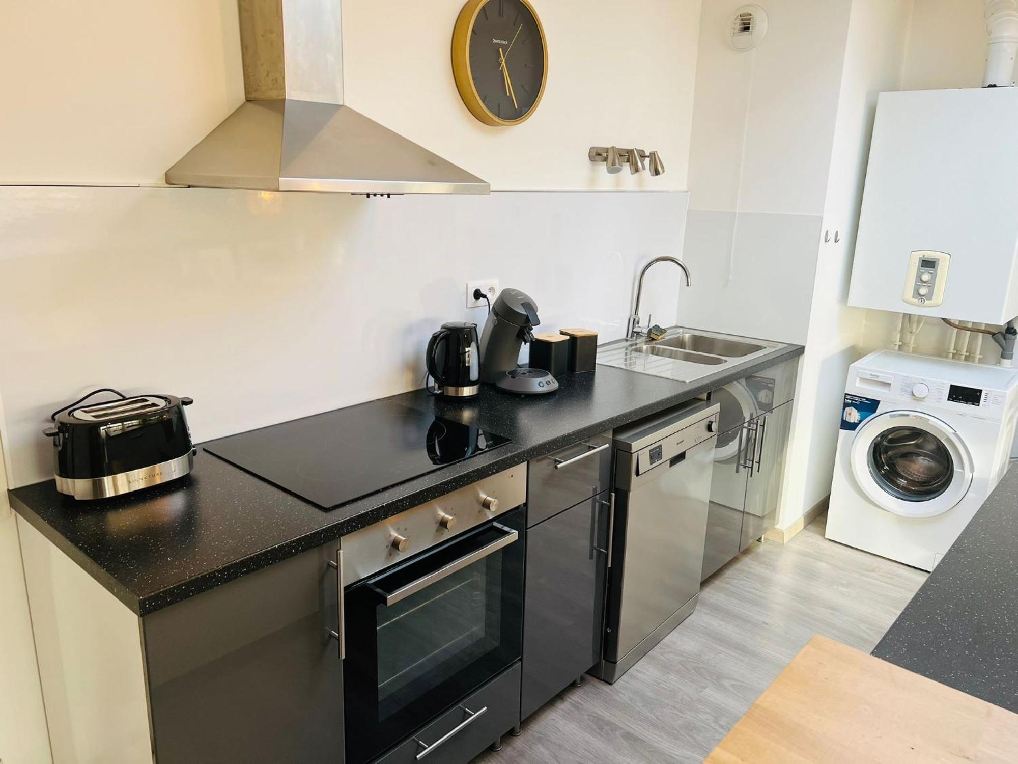 Harmonieux/Bezannes/Pkg Prive Apartment Bagian luar foto
